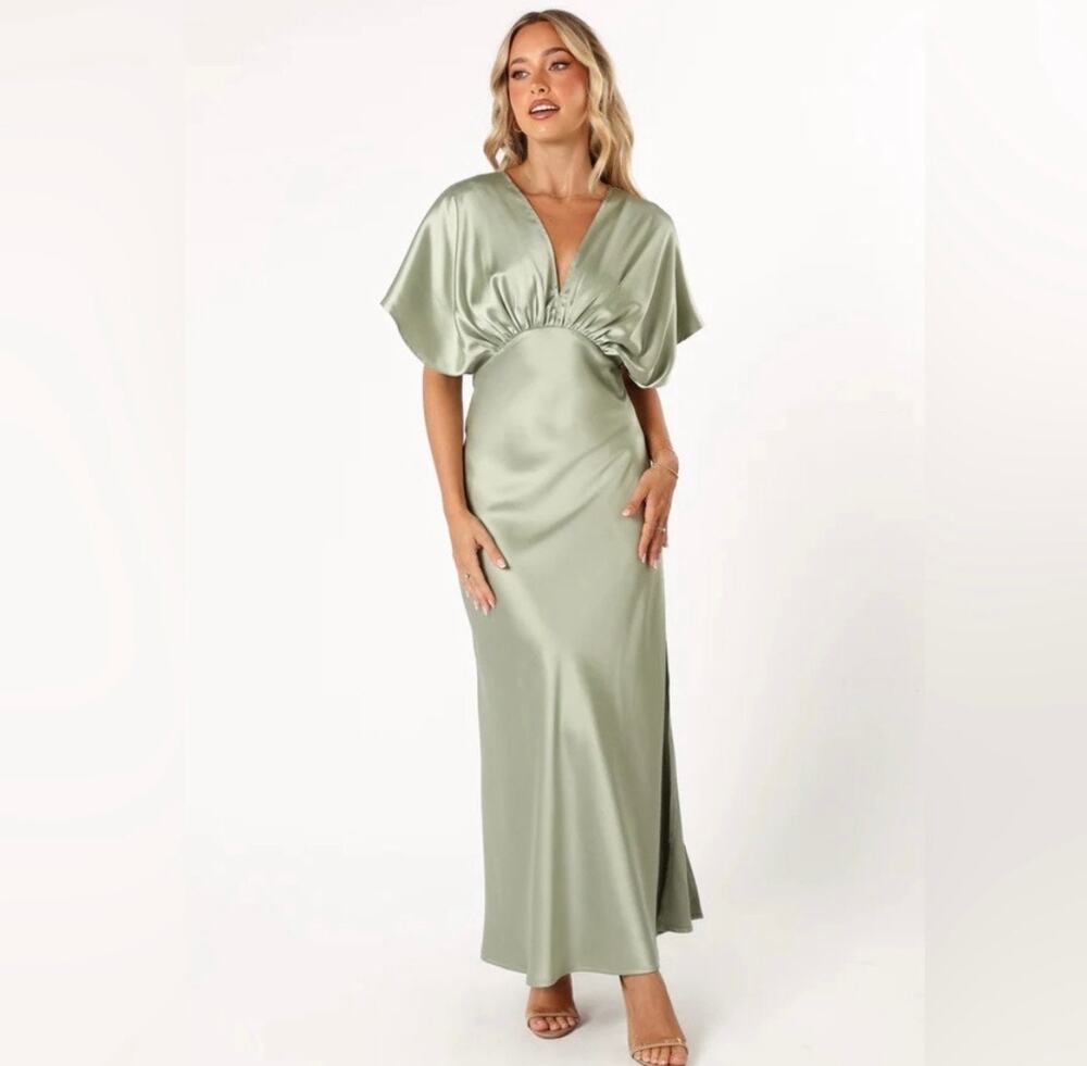 Petal & Pup Ricki Dress *M*